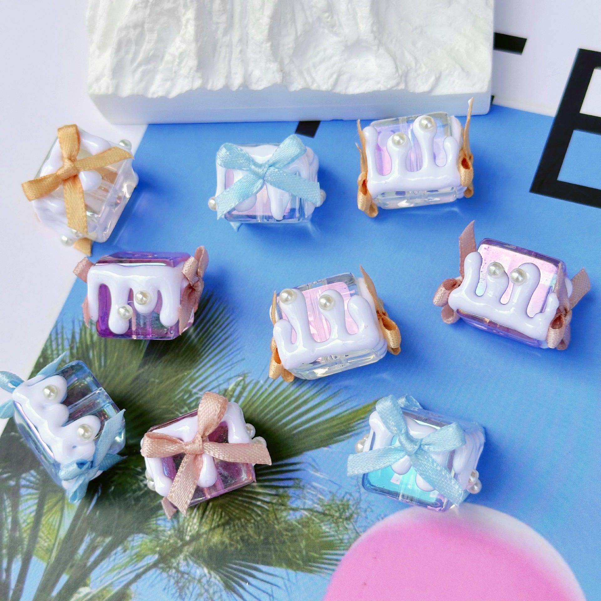 Wholesale 5pcs 3mm Pearl Cream Bow Square Beads